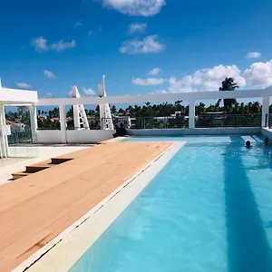 Ducassi Rooftop Pool Suites Beach Club And Los Corales Beach Punta Cana